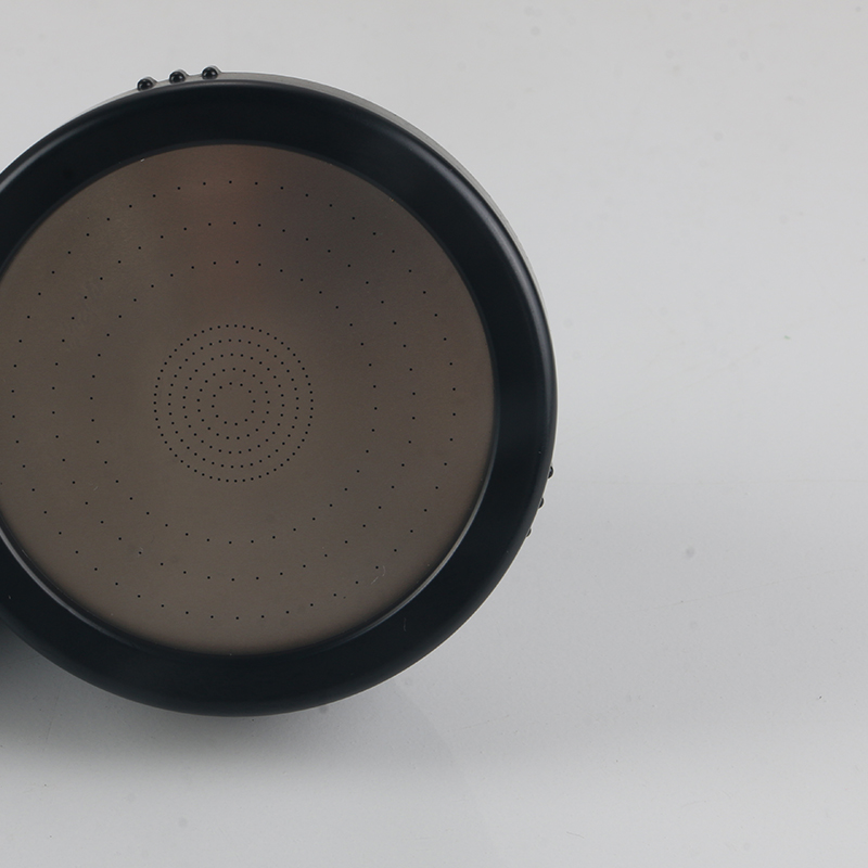 Japansk svart dusjhode