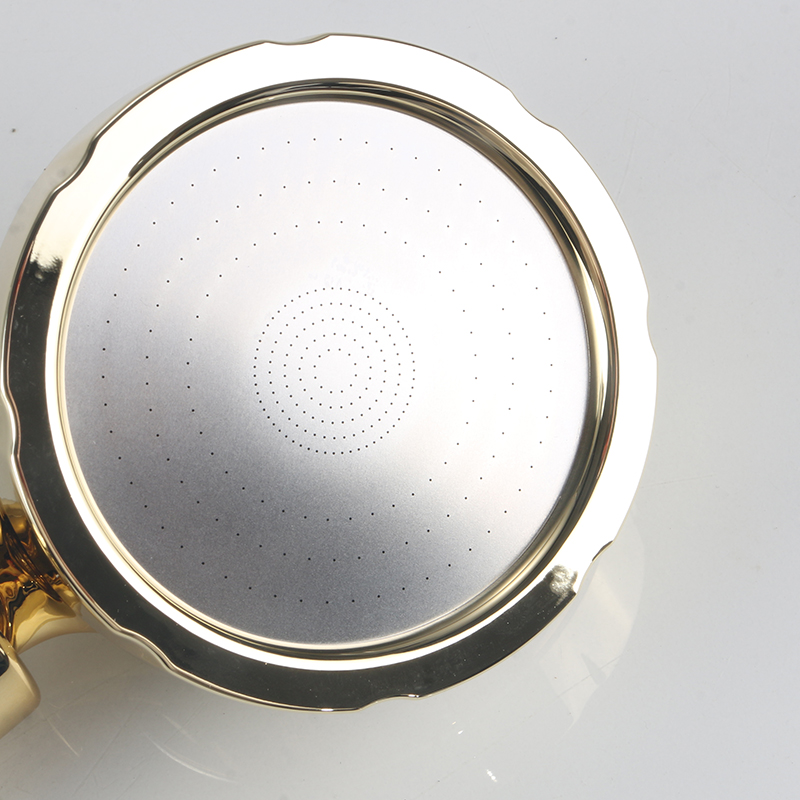 Japansk dusjhode i gull