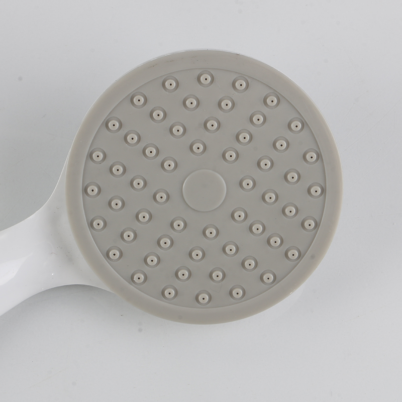 Hva er fordelene med plastdusjhode i vannsystem med høyt trykk?